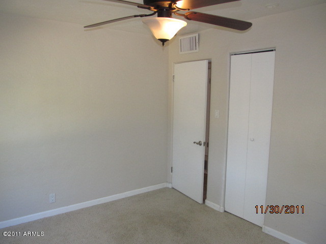 226 West Ruth Avenue Phoenix, AZ 85021 - Photo 9 of 14 ROOM3