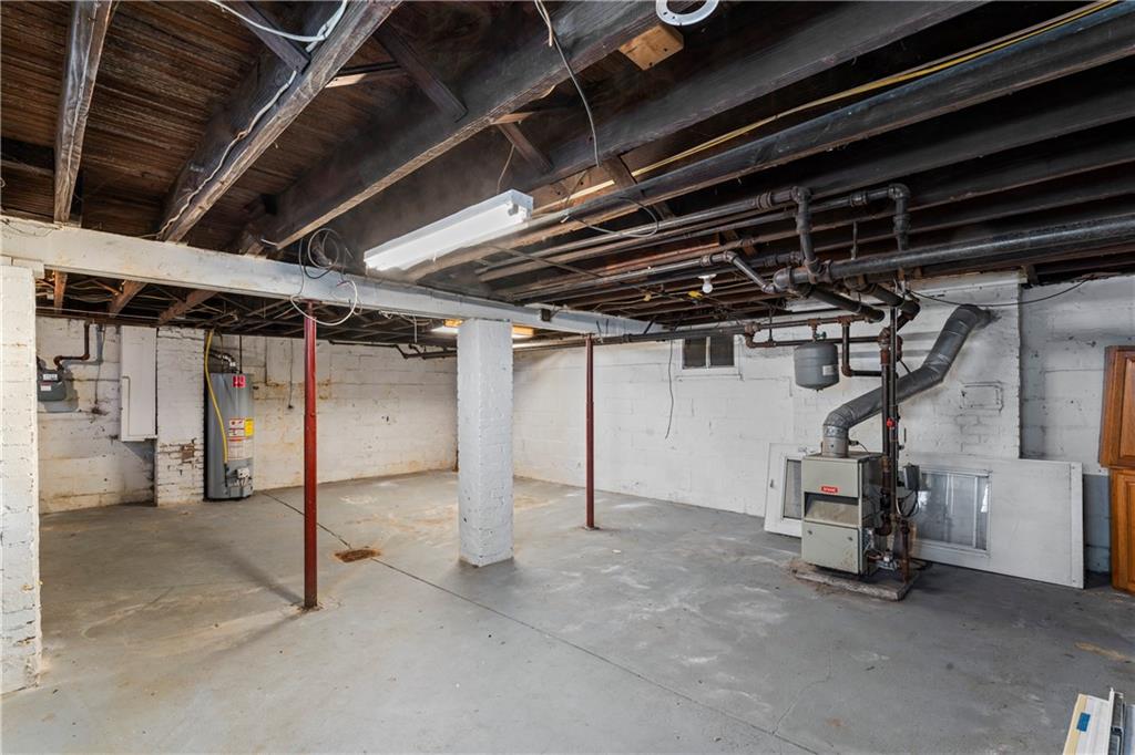 2006 Locust Street Pittsburgh, PA 15218 - Photo 22 of 29