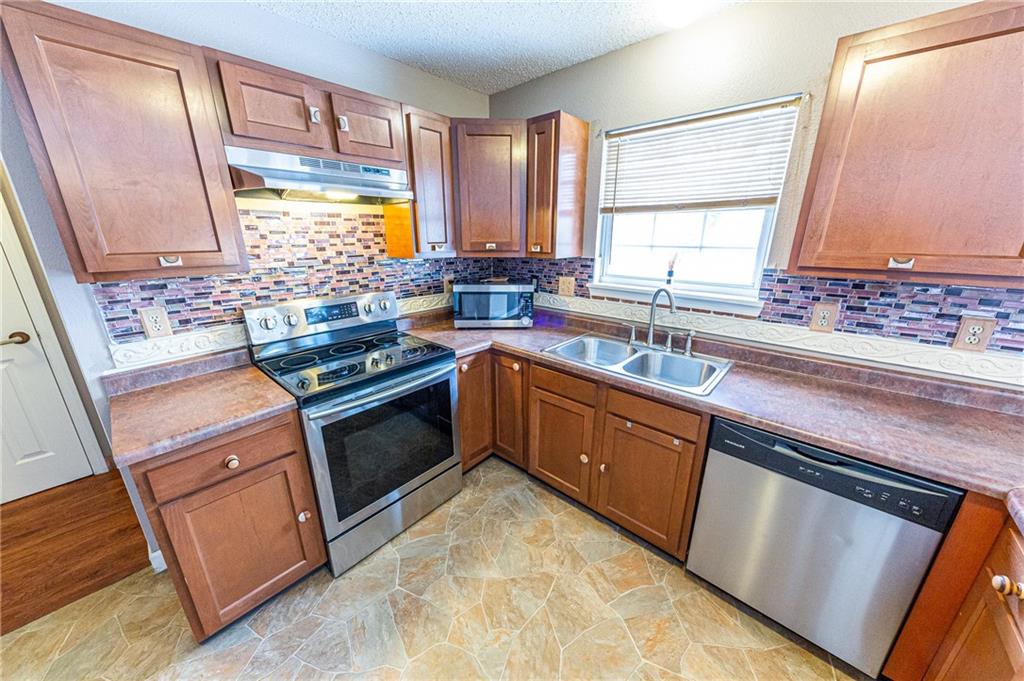 5246 Melbourne Road Indianapolis, IN 46228 - Photo 14 of 40 Gallery Image 14