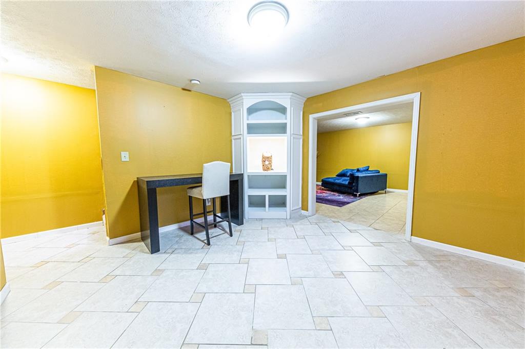 5246 Melbourne Road Indianapolis, IN 46228 - Photo 32 of 40 Gallery Image 32