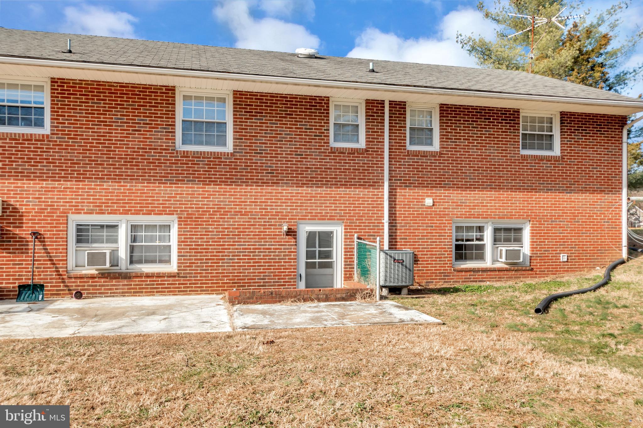 150 Deacon Road, Unit D Fredericksburg, VA 22405 - Photo 1 of 16