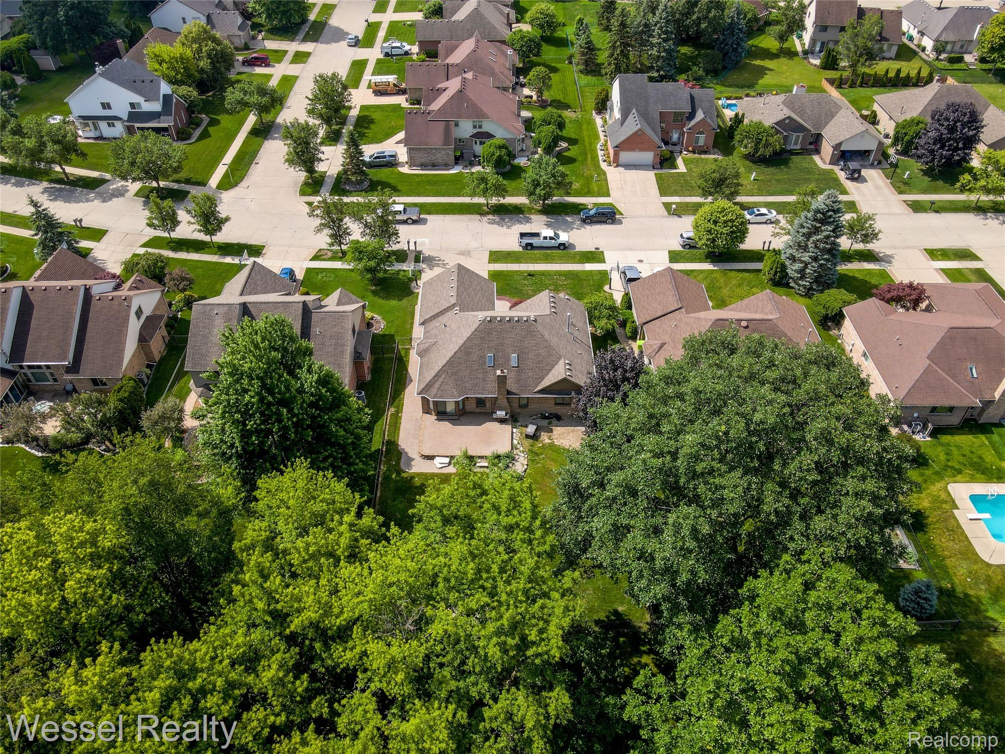 17575 Rocco Drive Macomb, MI 48044 - Photo 37 of 41 rocco-037.jpg