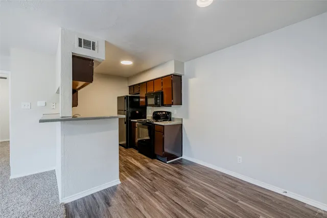 $1,286 | 2809 West William Cannon Drive, Unit E107, Austin, TX 78745