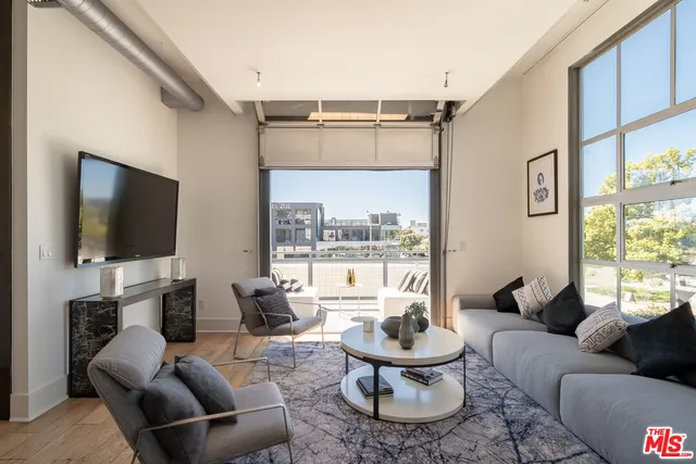 $11,500 | 710 North Orlando Avenue, Unit 201, West Hollywood, CA 90069