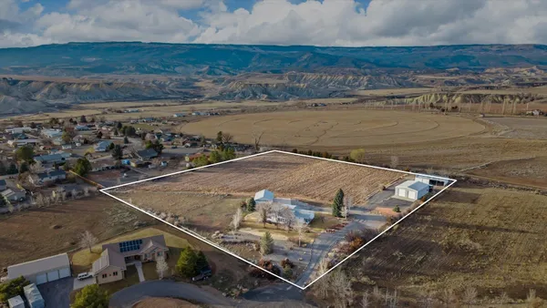 $698,000 | 13147 Alboe Lane, Eckert, CO 81418