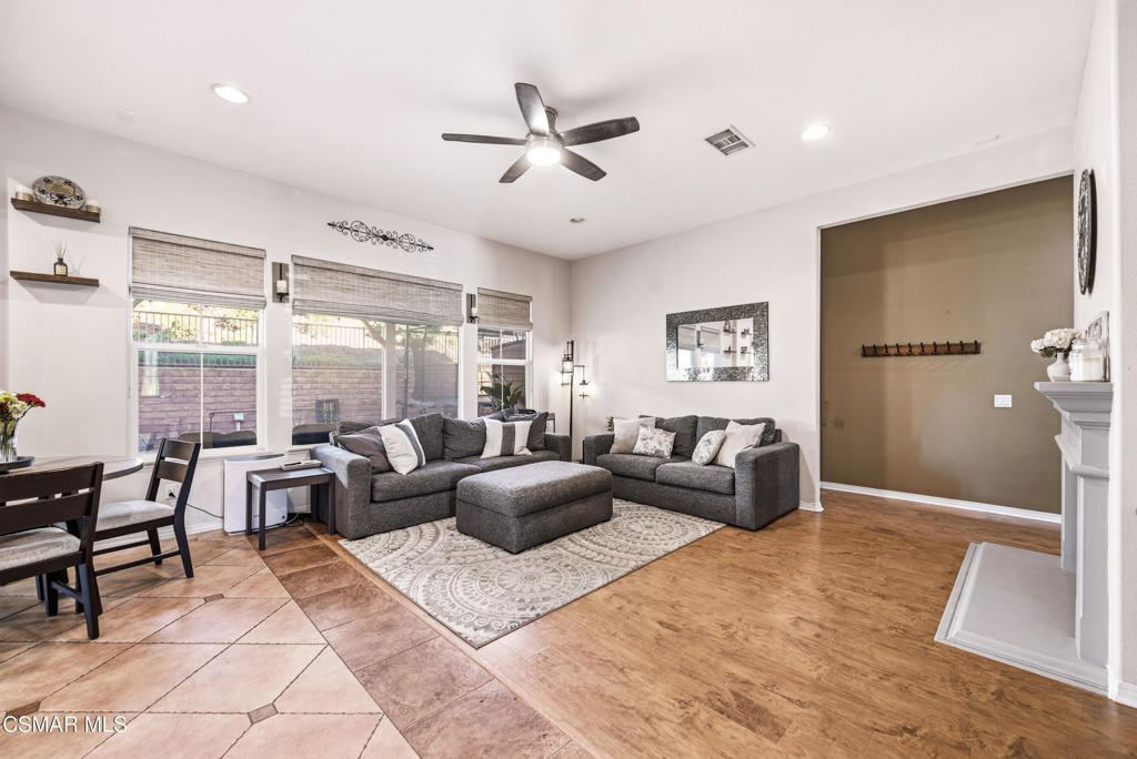 4741 Westwood Street Simi Valley, CA 93063 - Photo 16 of 50 a living room with furniture