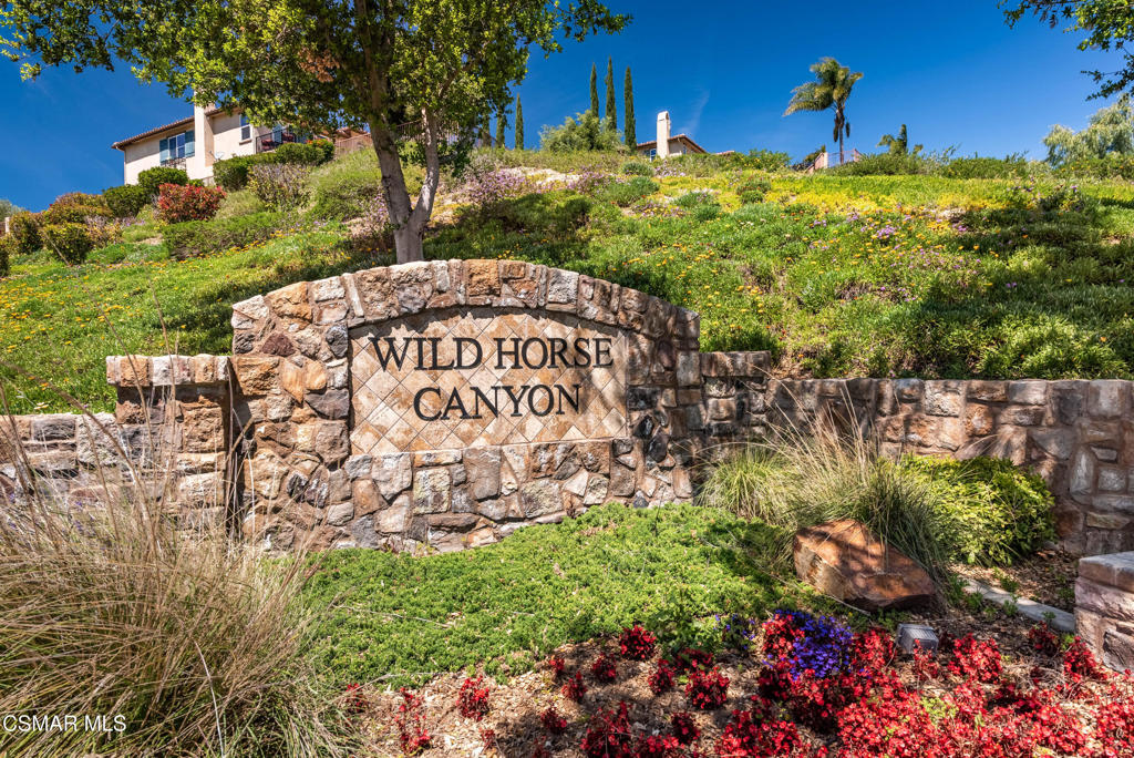 4741 Westwood Street Simi Valley, CA 93063 - Photo 48 of 50 a view of a bunch of flowers