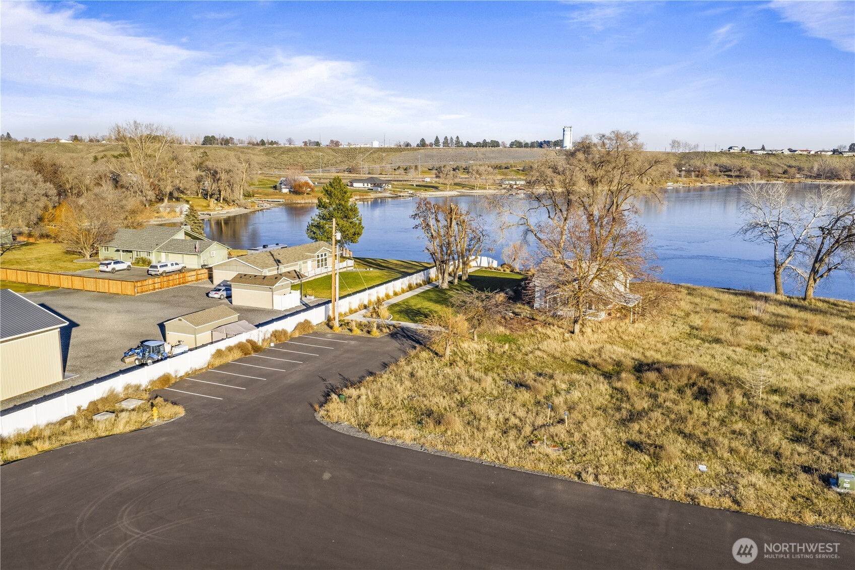 7 Valley Road Northeast, Unit 7 Moses Lake, WA 98837 - Photo 2 of 8