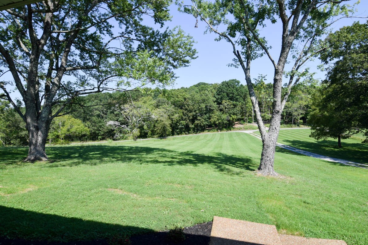 550 Hickory Ridge Road Gallatin, TN 37066 - Photo 7 of 45