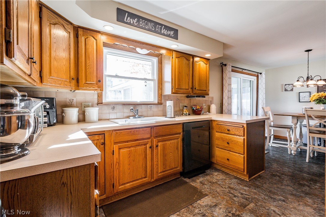 4504 8th Street Northwest Canton, OH 44708 - Photo 13 of 21