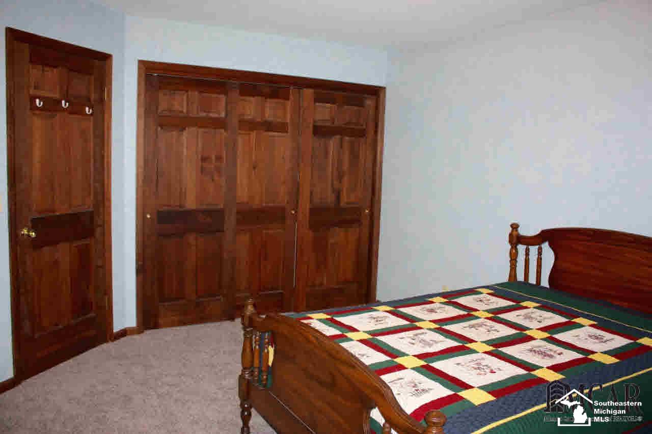 1401 West Erie Road Temperance, MI 48182 - Photo 19 of 25 Master Bedroom Upper level