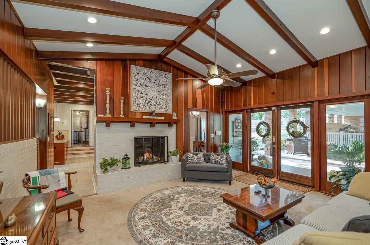 305 Sweetbriar Road Greenville, SC 29615 - Photo 16 of 36 Gallery Image 16