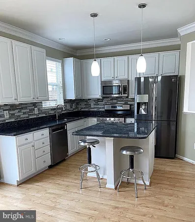 $3,300 | 43632 Obrien Square, Chantilly, VA 20152