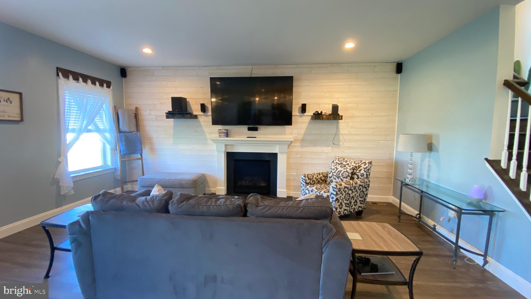 Large Living Room