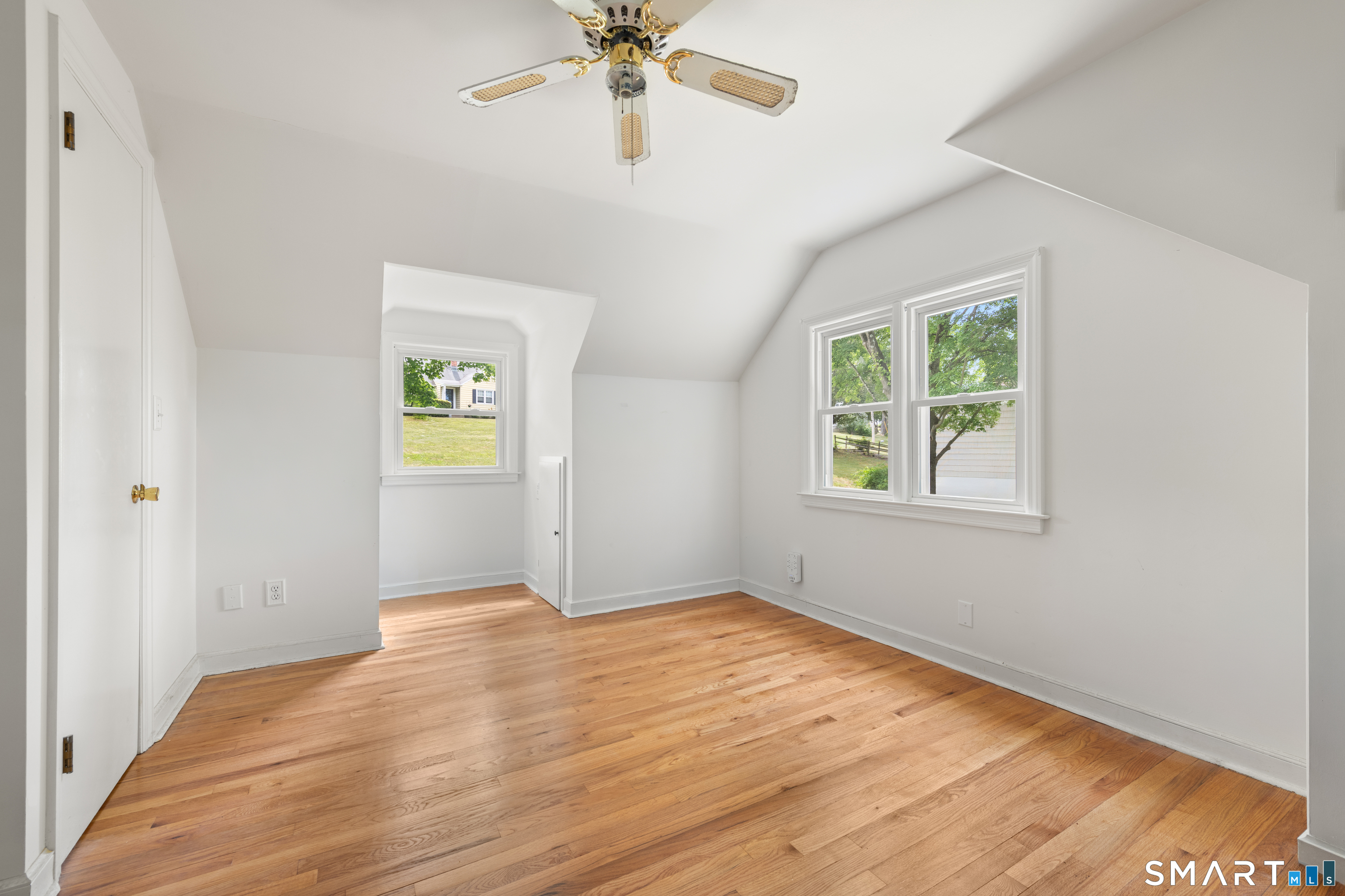 63 Valley View Road Fairfield, CT 06824 - Photo 25 of 30