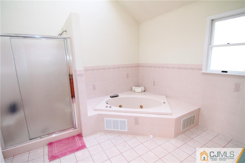 165 Deans Rhode Hall Road Monmouth Junction, NJ 08852 - Photo 14 of 18 Gallery Image 14
