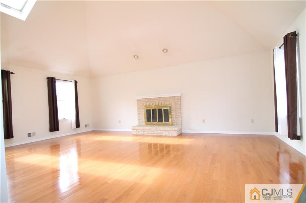 165 Deans Rhode Hall Road Monmouth Junction, NJ 08852 - Photo 8 of 18 Gallery Image 8