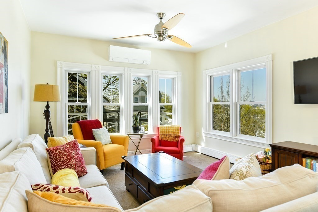 18 Windermere Road, Unit 2 Boston, MA 02125 - Photo 10 of 34 Gallery Image 10