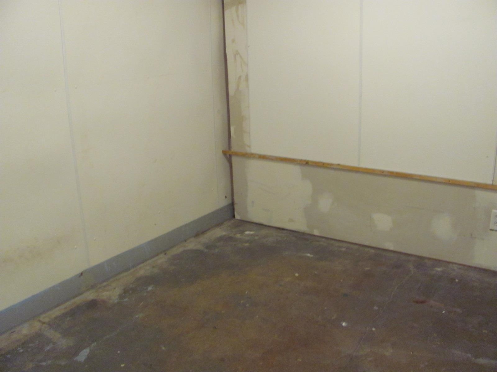 1817 Ridge Avenue Rockford, IL 61103 - Photo 38 of 48 a view of an empty room