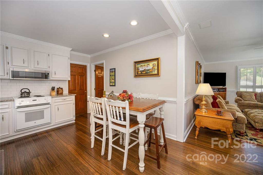 116 Dovershire Road Charlotte, NC 28270 - Photo 12 of 44 Gallery Image 12