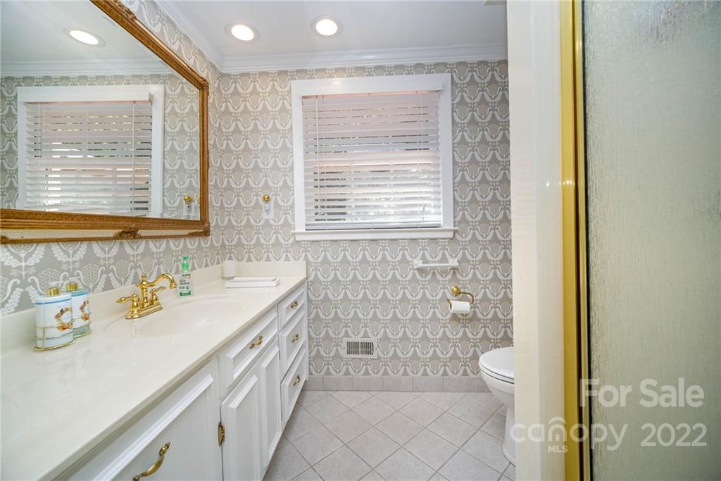 116 Dovershire Road Charlotte, NC 28270 - Photo 19 of 44 Gallery Image 19