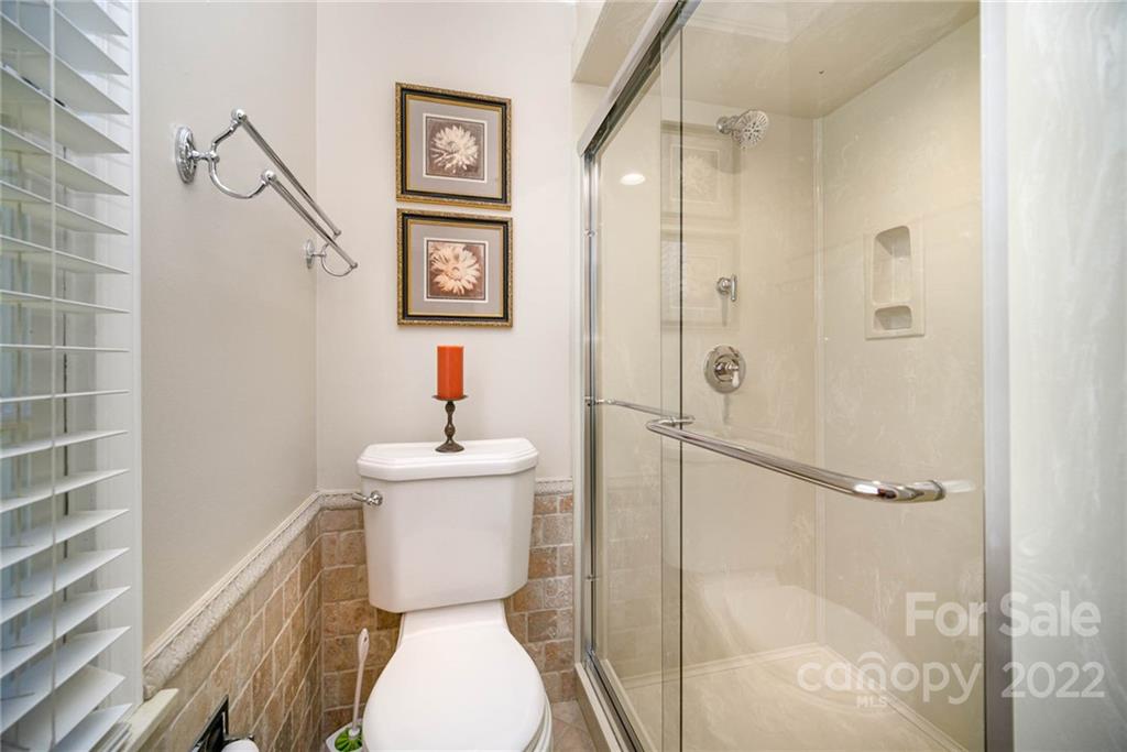 116 Dovershire Road Charlotte, NC 28270 - Photo 25 of 44 Gallery Image 25