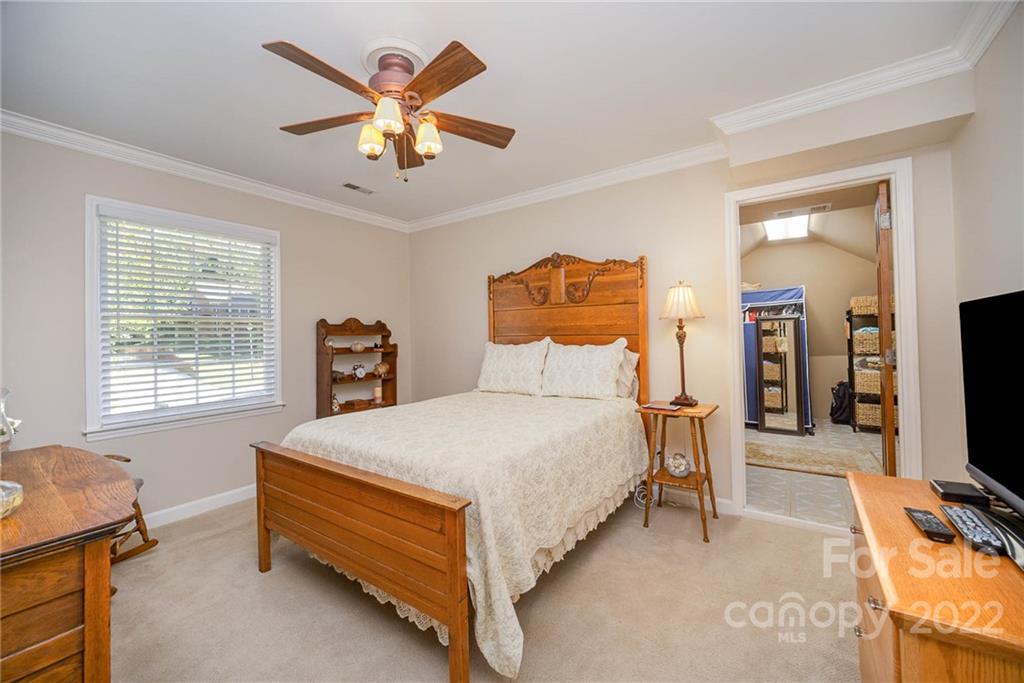 116 Dovershire Road Charlotte, NC 28270 - Photo 28 of 44 Gallery Image 28