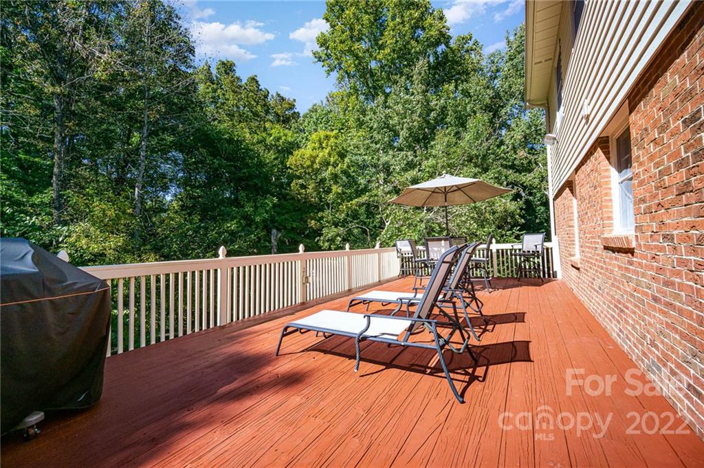 116 Dovershire Road Charlotte, NC 28270 - Photo 32 of 44 Gallery Image 32