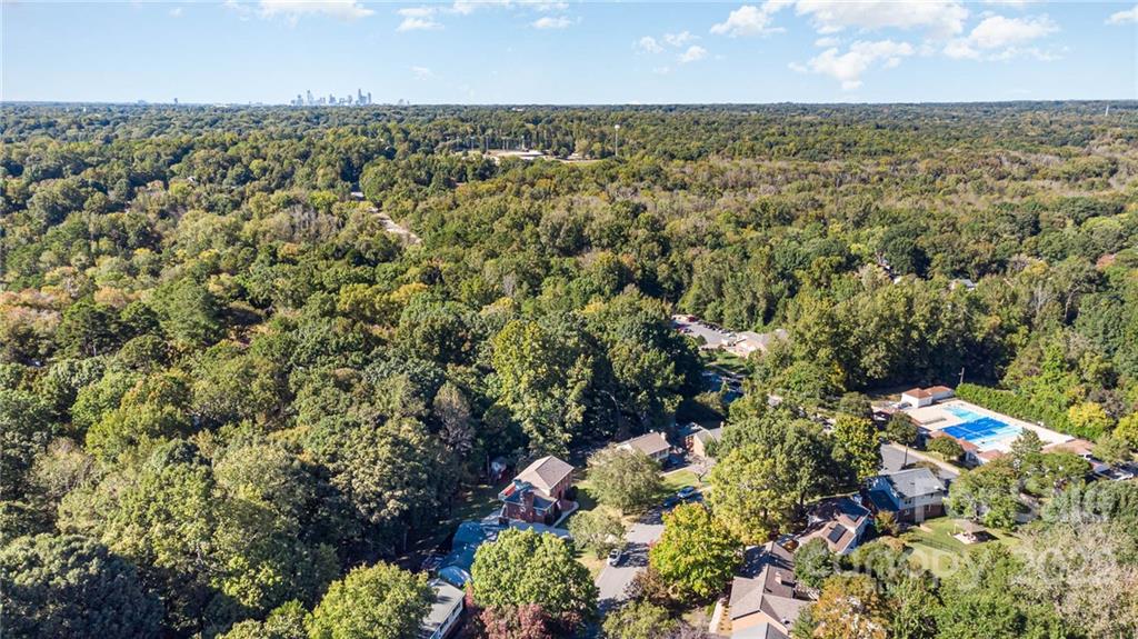 116 Dovershire Road Charlotte, NC 28270 - Photo 43 of 44 Gallery Image 43