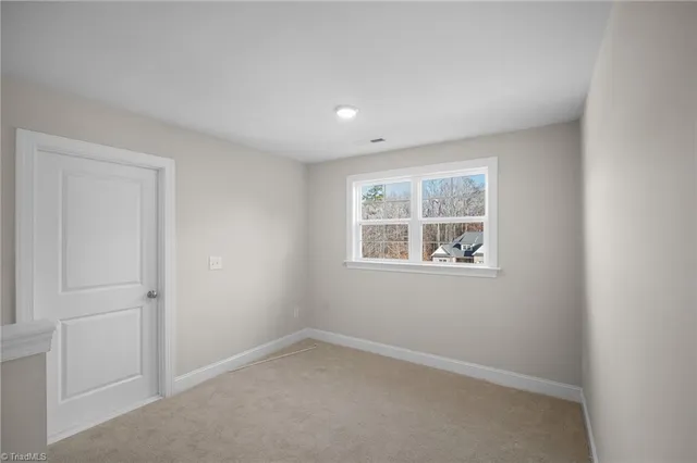 $530,000 | 928 Kapstone Crossing, Lexington, NC 27295