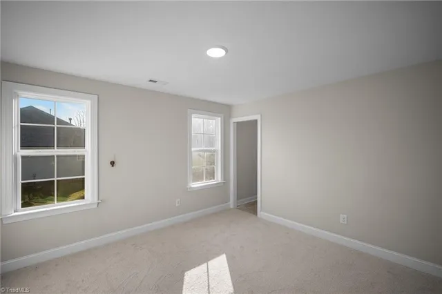 $530,000 | 928 Kapstone Crossing, Lexington, NC 27295