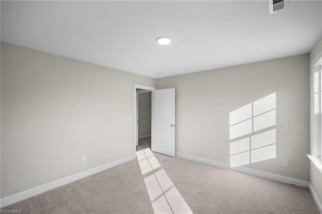 $530,000 | 928 Kapstone Crossing, Lexington, NC 27295