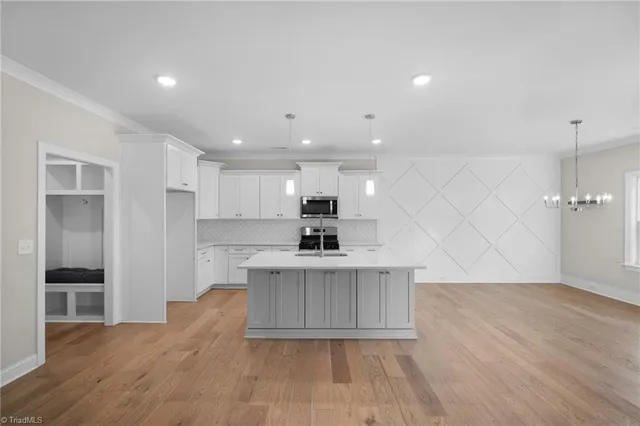 $530,000 | 928 Kapstone Crossing, Lexington, NC 27295