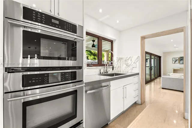 $19,500 | 3625 Battersea Road, Miami, FL 33133