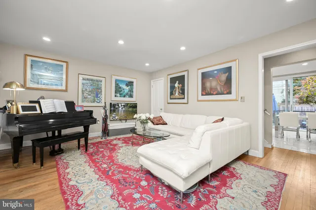 $1,320,000 | 1906 37th Street Northwest, Washington, DC 20007