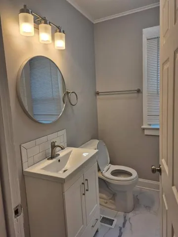 $206,000 | 336 North Brighton Avenue, Kansas City, MO 64123