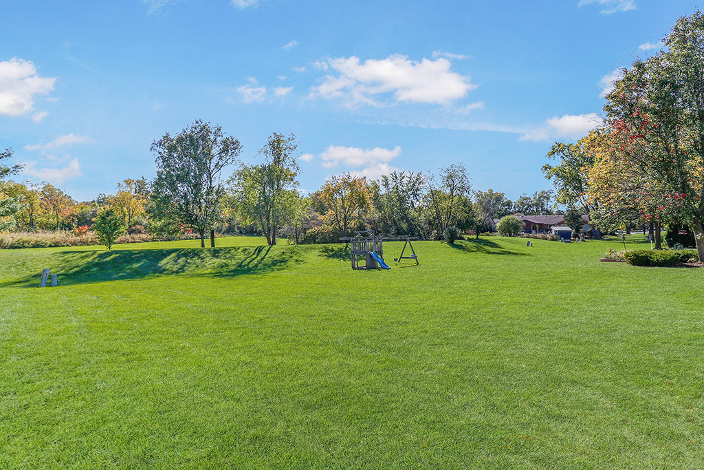 13629 South Kickapoo Trail Homer Glen, IL 60491 - Photo 8 of 28 a view of a golf course