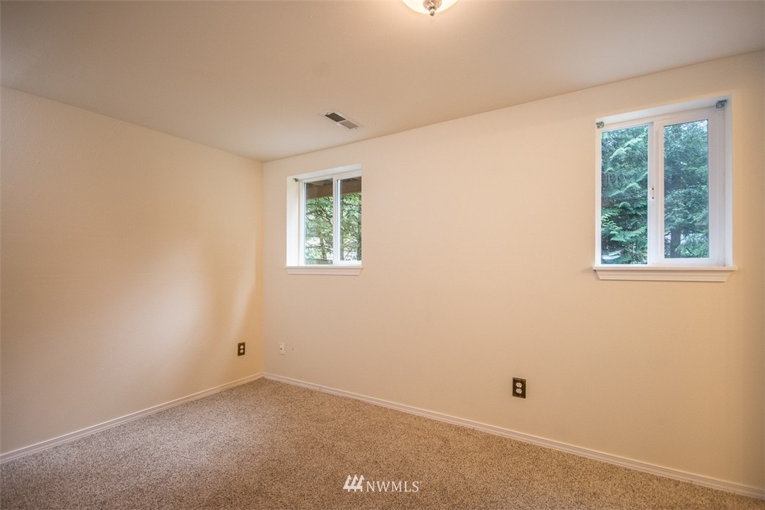 8 219th Place Southwest Bothell, WA 98021 - Photo 14 of 19