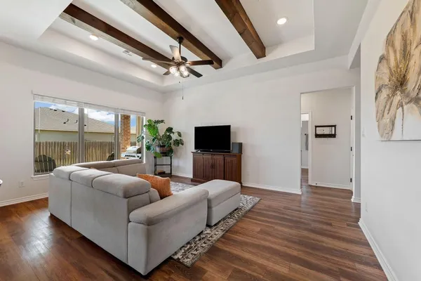 $346,900 | 125 Citation Drive, Jarrell, TX 76537