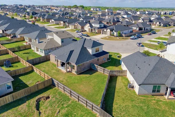 $346,900 | 125 Citation Drive, Jarrell, TX 76537