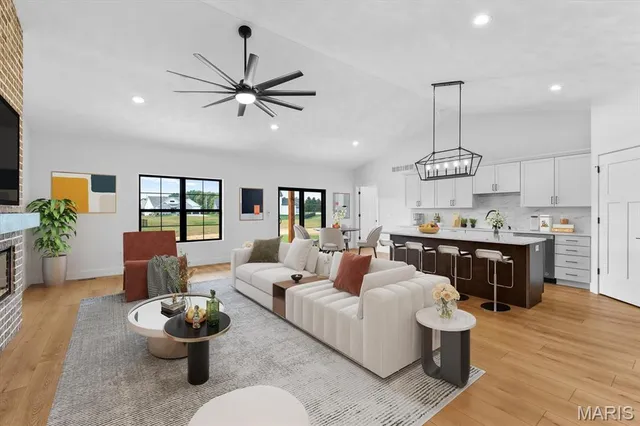 $598,800 | 817 Golden Bell Lane, O'Fallon, IL 62269