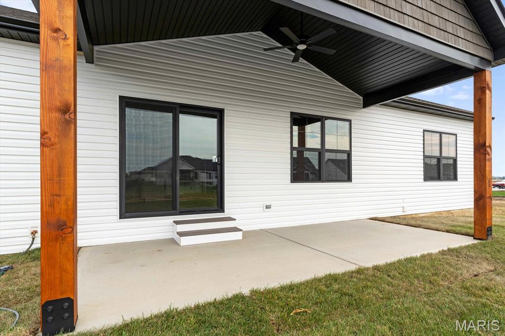 817 Golden Bell Lane O'Fallon, IL 62269 - Photo 20 of 43