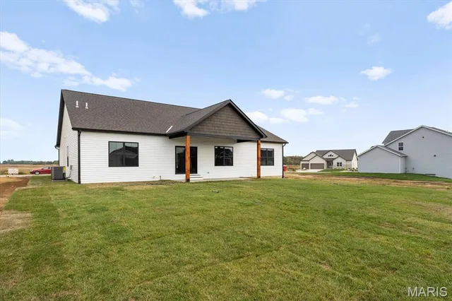 $598,800 | 817 Golden Bell Lane, O'Fallon, IL 62269