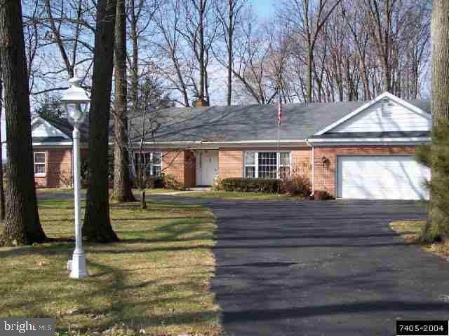 237 Reynolds Mill Road York, PA 17403 - Photo 1 of 9 Gallery Image 1