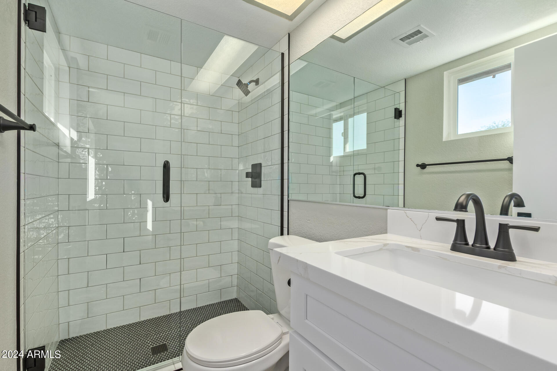7727 West Osborn Road Phoenix, AZ 85033 - Photo 14 of 26 Primary Bathroom