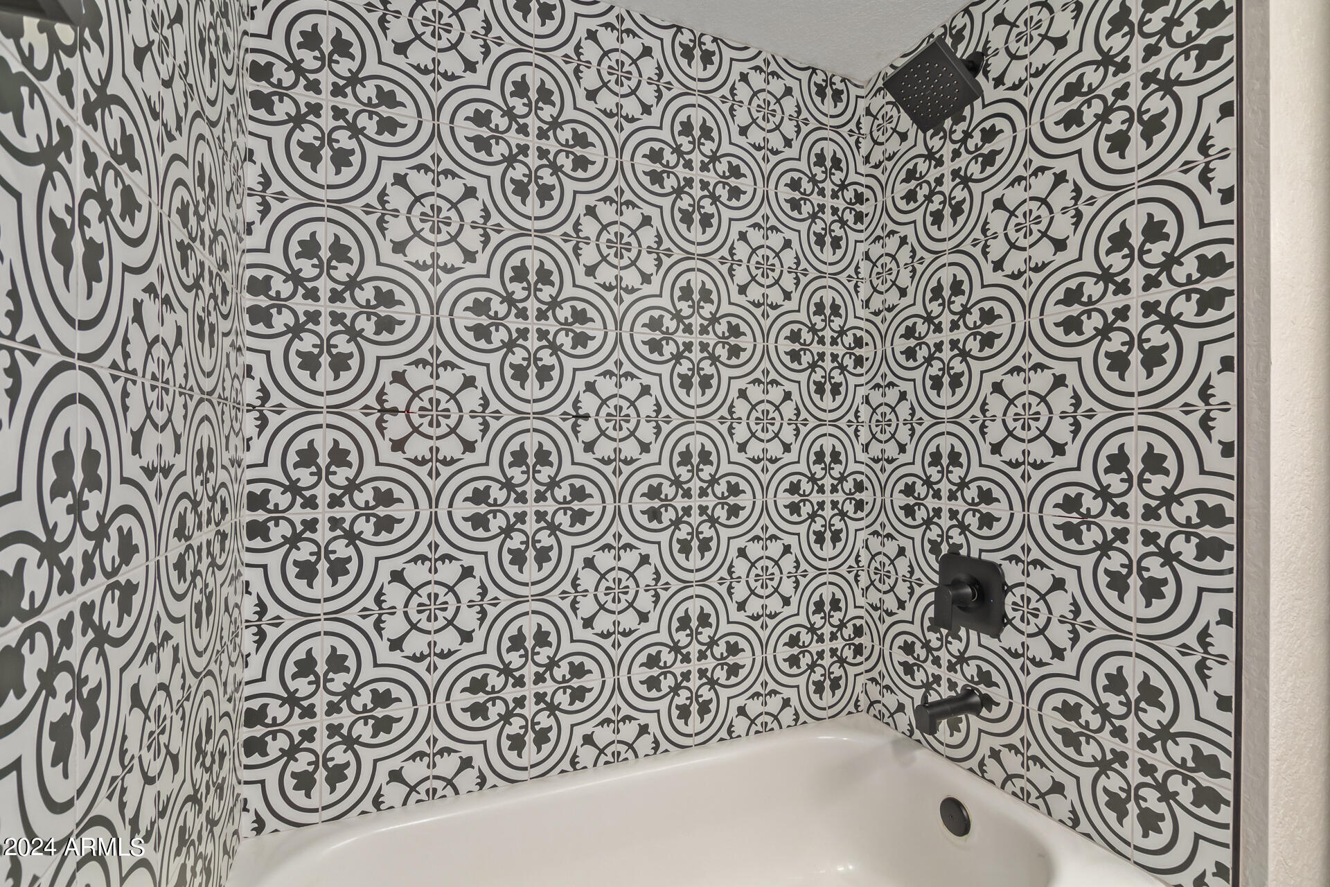 7727 West Osborn Road Phoenix, AZ 85033 - Photo 19 of 26 New Modern Tile and Tub