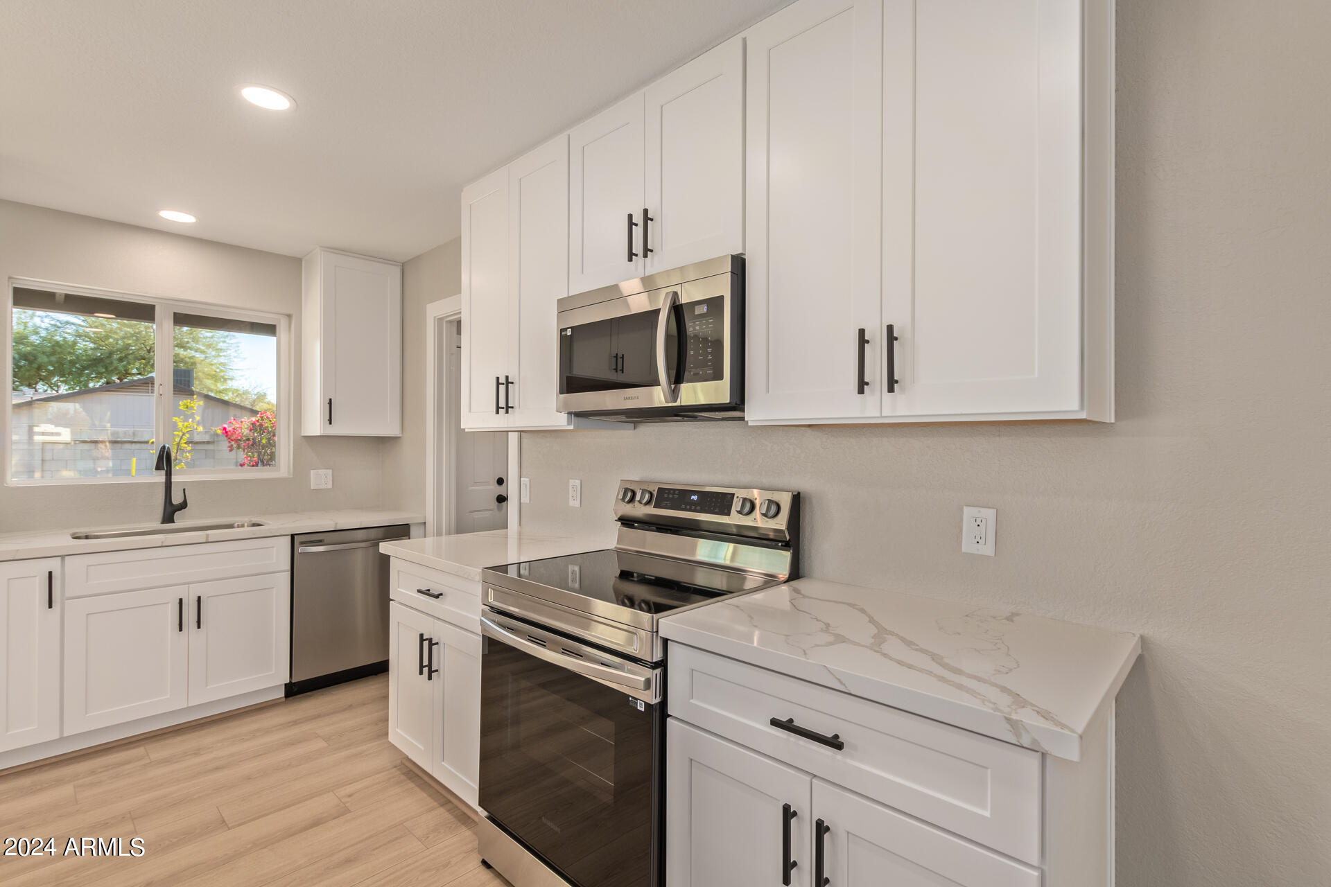 7727 West Osborn Road Phoenix, AZ 85033 - Photo 9 of 26 New Stainless Steel Appliances