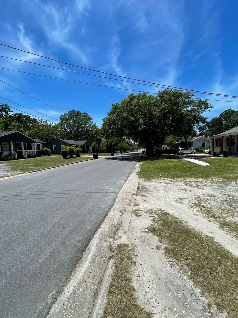 2319 6th Street Columbus, GA 31906 - Photo 3 of 4 a view of a swimming pool and a yard