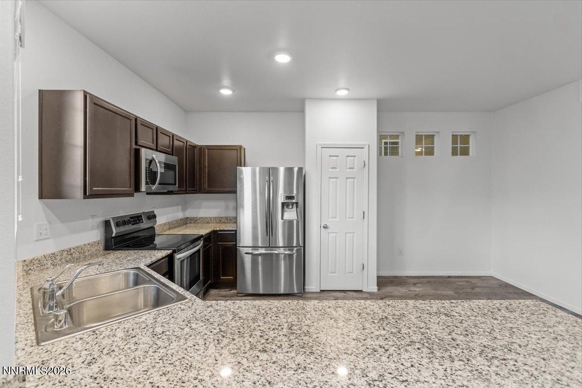 9630 Windjammer Way Reno, NV 89506 - Photo 8 of 50 IMG_1376