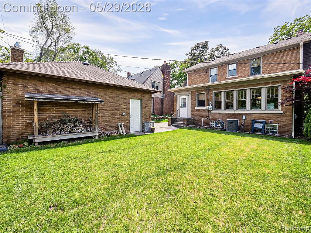415 Meridan Street Dearborn, MI 48124 - Photo 32 of 35